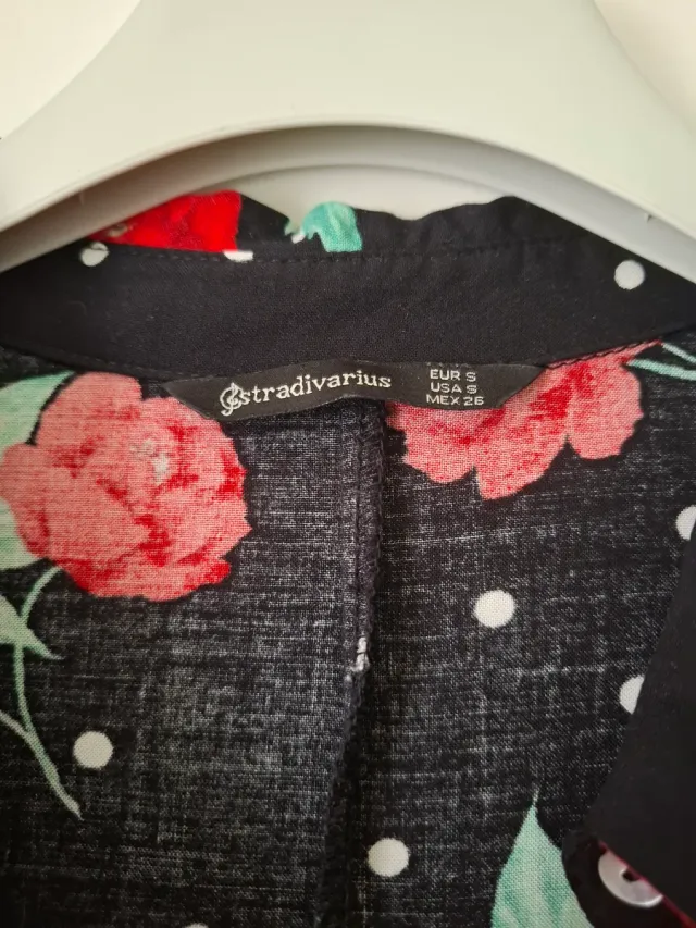 Vestido largo Stradivarius