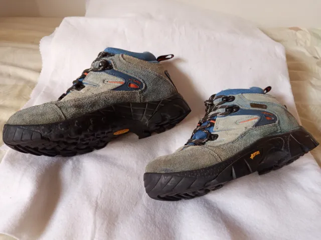 Botas montaña mujer Joluvi T-38