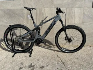 Berria Mako GT Pro XT