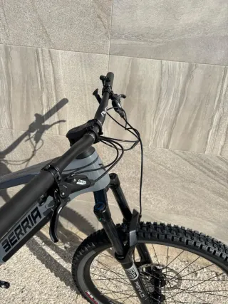 Berria Mako GT Pro XT