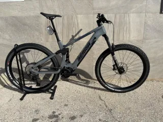 Berria Mako GT Pro XT