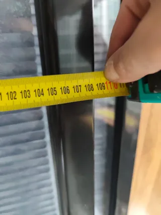 Mampara de oficina con ventanas