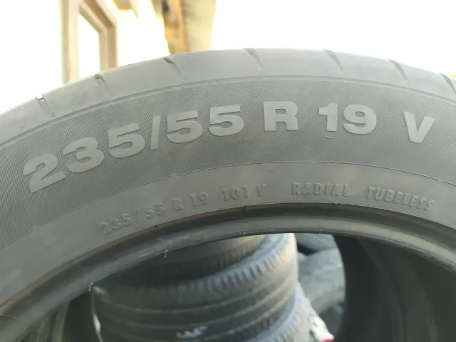 Neumáticos 235/55/R19