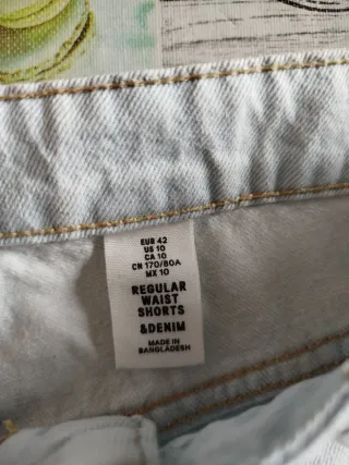 Pantalón corto vaquero azul