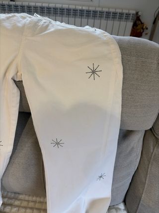 Pantalón Brownie blanco con estrellas