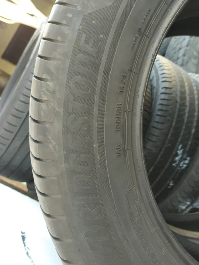 Neumáticos 235/60/R18