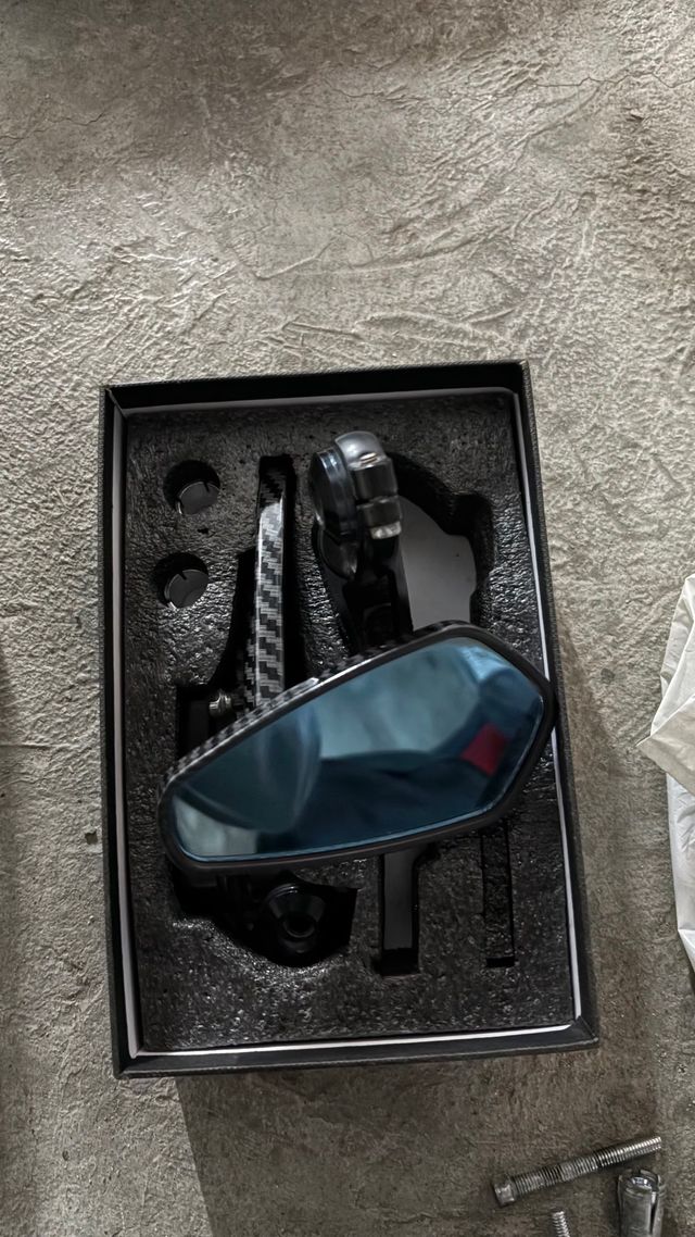 Retrovisor moto carbono