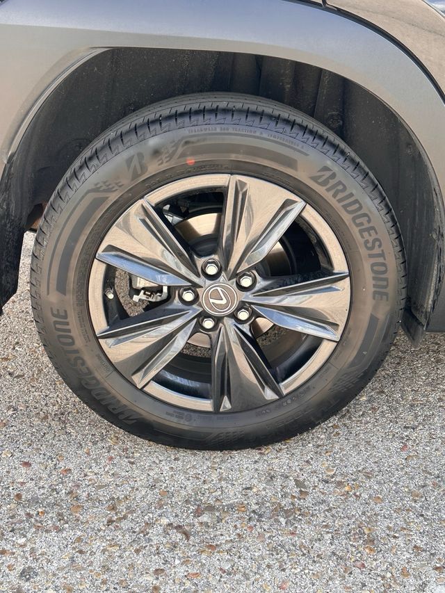 Lexus UX 250h Business 4 WD