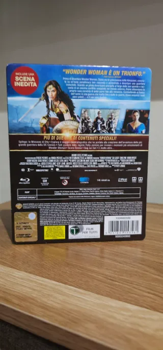 Wonder Woman Blu-ray Gal Gadot DC Comics