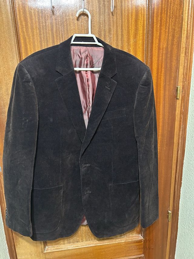 Americana de pana marrón