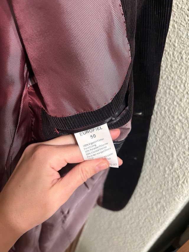 Americana de pana marrón