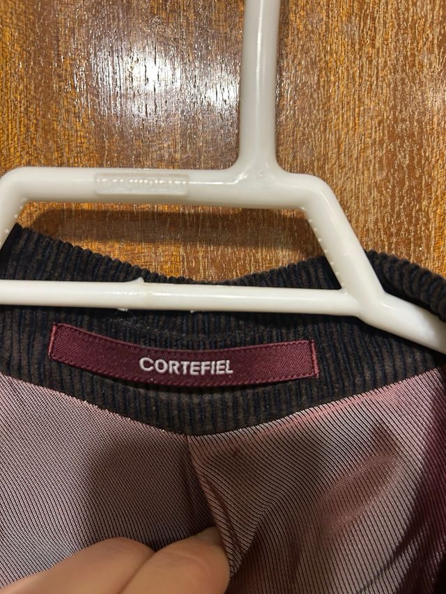 Americana de pana marrón