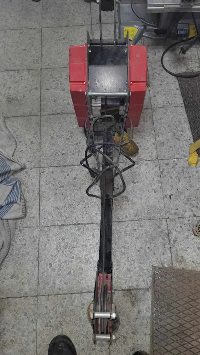 Maquinillo de obra 220v