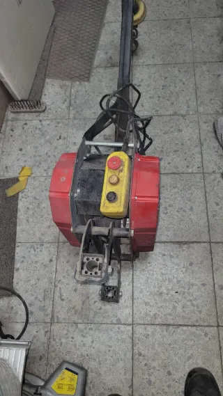 Maquinillo de obra 220v