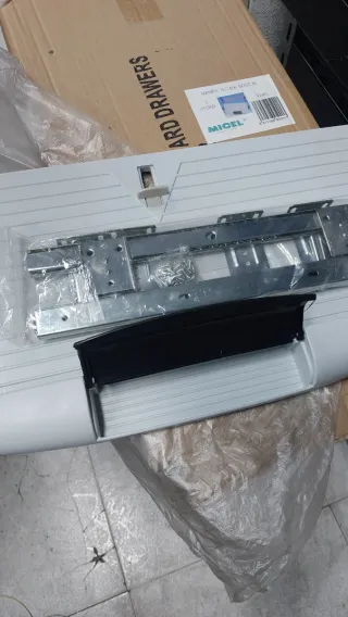 Soporte teclado Micel 57x27 cm