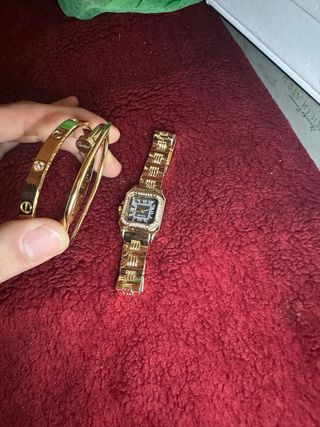 Conjunto Reloj y Brazalete Bañado Oro
