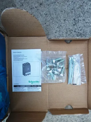 Interruptor Schneider Electric EasyPact MA 320A