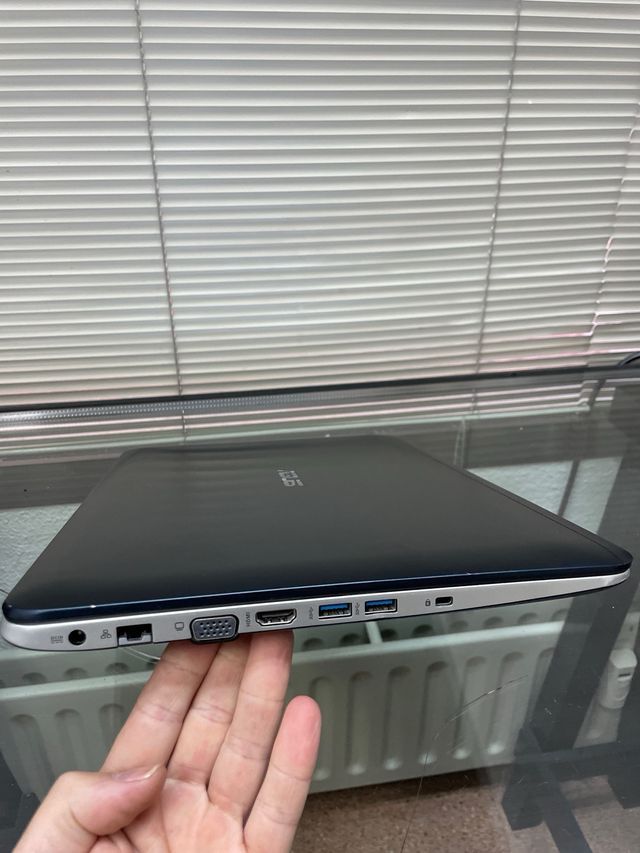 Portátil Asus K555L Intel Core i3