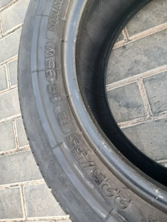 Neumático Michelin Pilot 225/55 R16