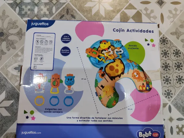 Cojín de actividades para bebé Juguettos