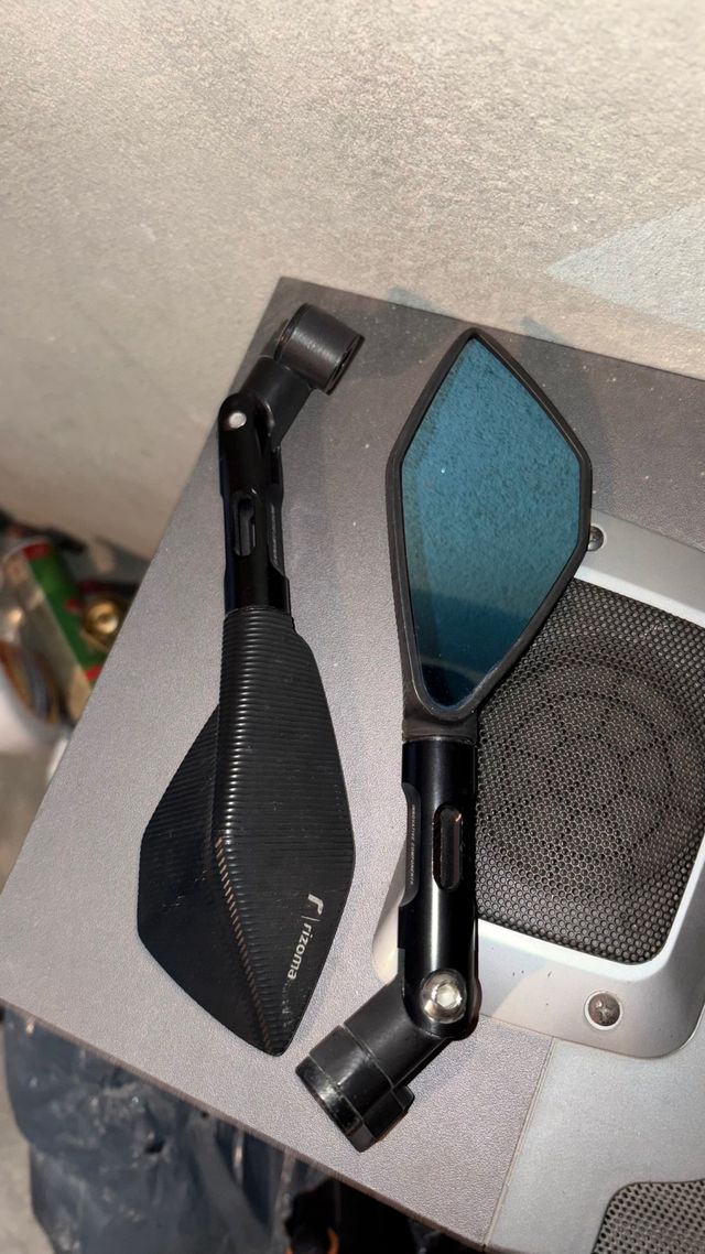 Retrovisores Moto Rizoma
