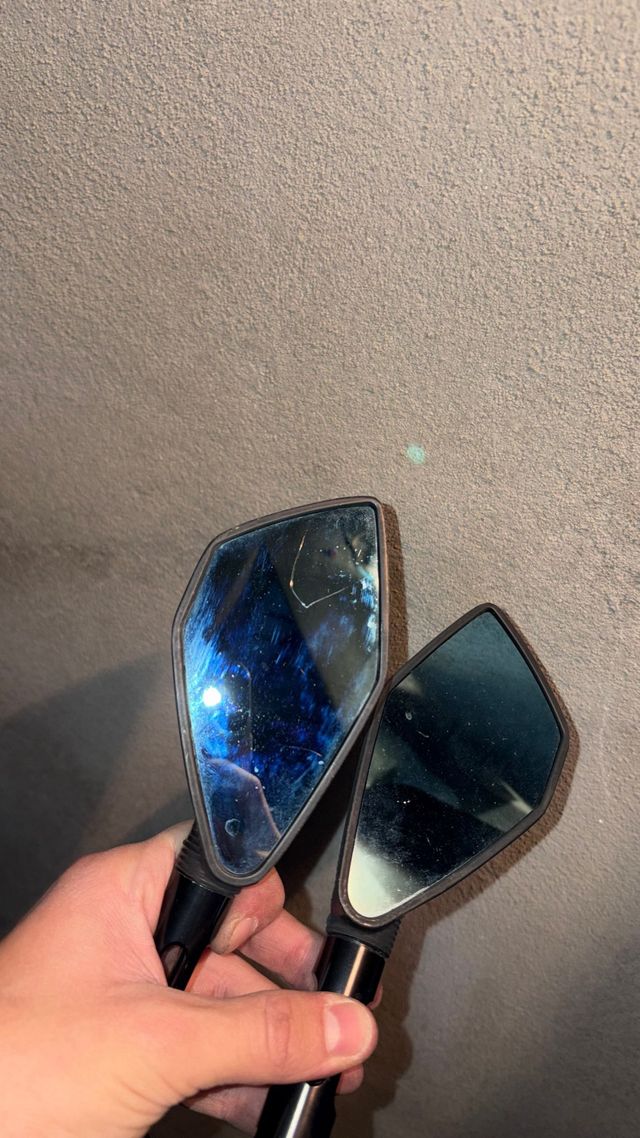 Retrovisores Moto Rizoma