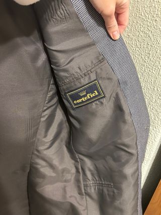 Americana hombre gris