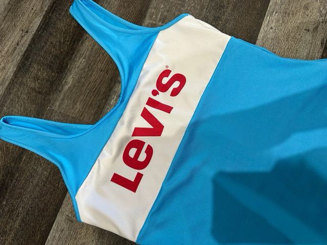 Body Levi's azul y blanco