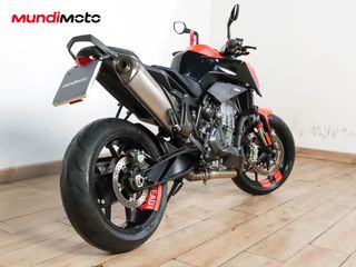 KTM 890 DUKE