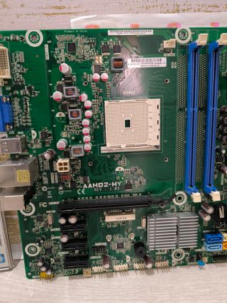 PLACA BASE HP AAHD2-HY 1.03 + 2GB DDR3 RAM