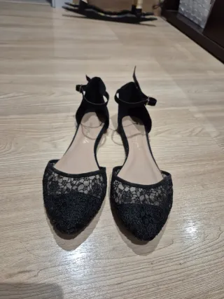 Zapatos planos negros encaje