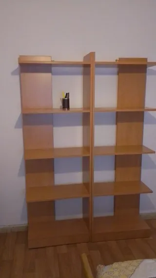 Estantería modular de madera