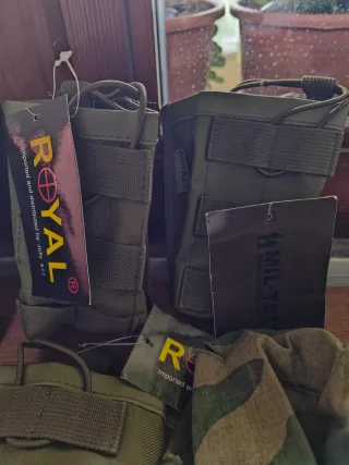 Porta caricatori softair MOLLE Royal