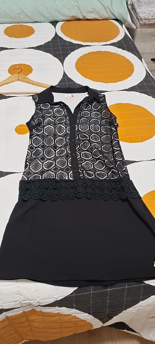 Vestido negro encaje