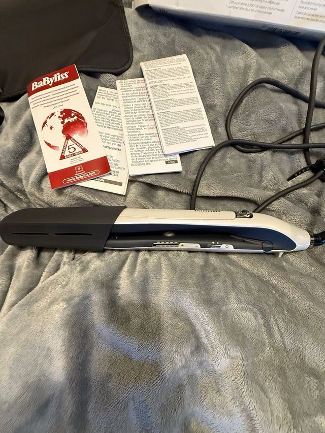 Piastra Babyliss Steam Lustre Styler – Come Nuova