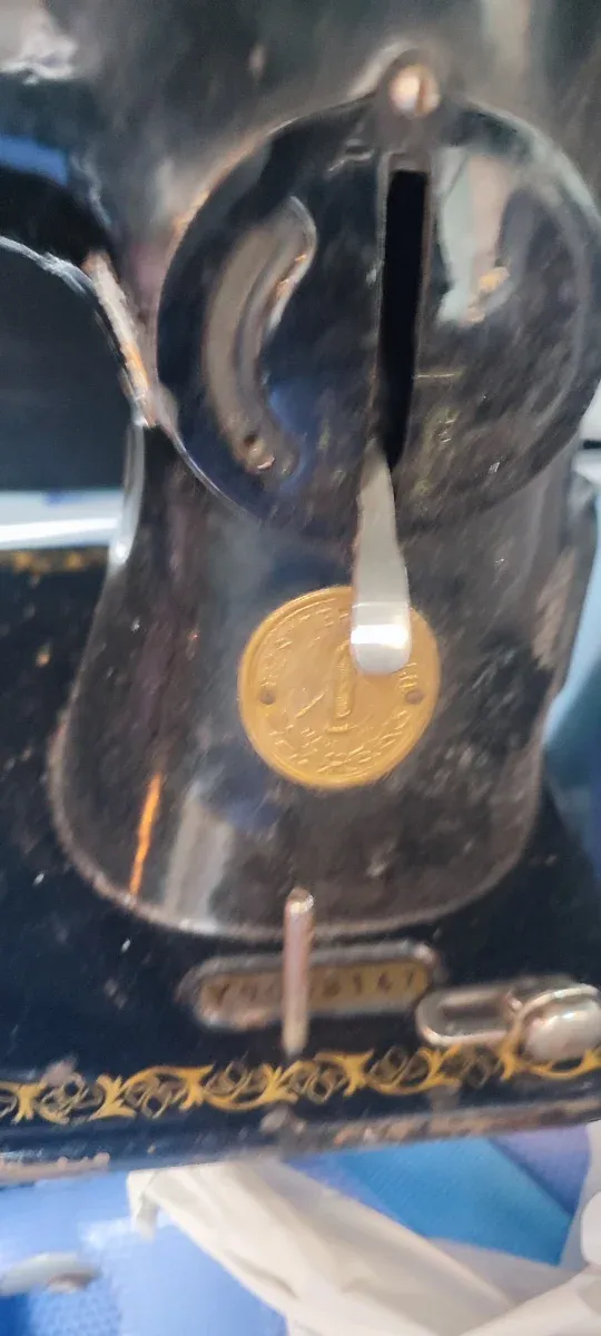 Máquina de coser Singer antigua