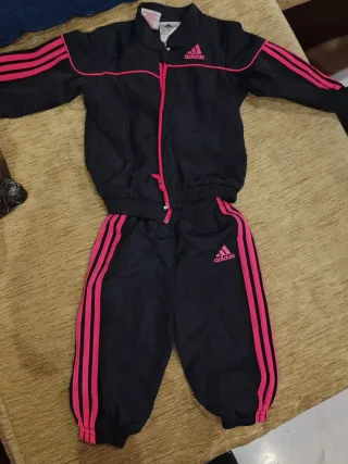 Chándal Adidas niña 9 meses