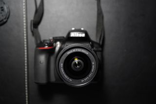 Cámara Nikon D5300 + Lente 18-55