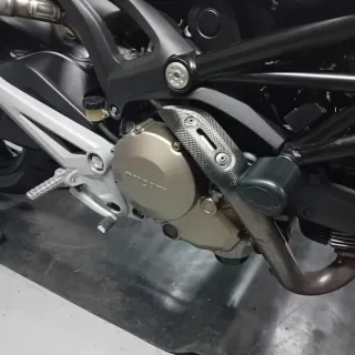 Ducati Monster 696 Negra