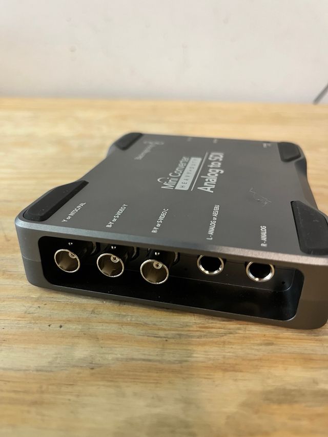Blackmagic Mini Converter Analog to SDI