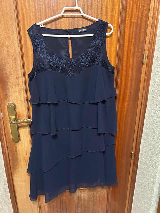 Vestido azul marino Eclipse con volantes