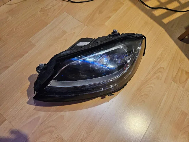 Faros Mercedes Benz Clase C