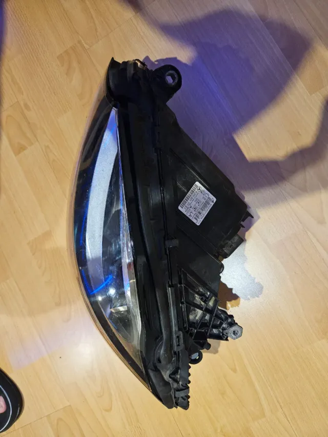 Faros Mercedes Benz Clase C