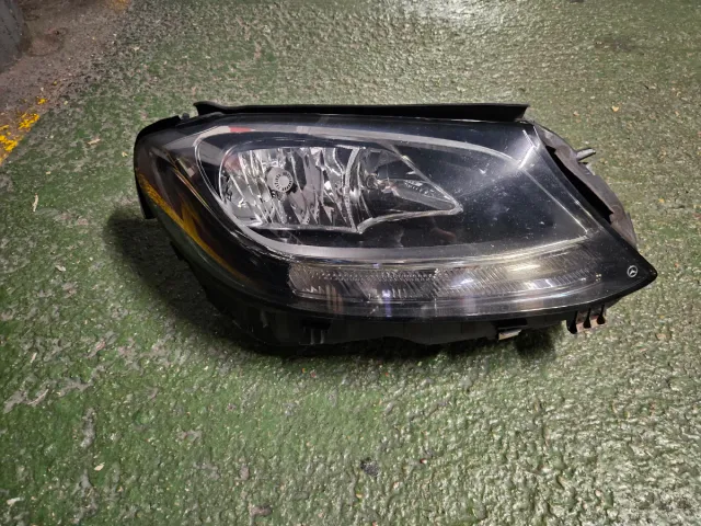Faros Mercedes Benz Clase C