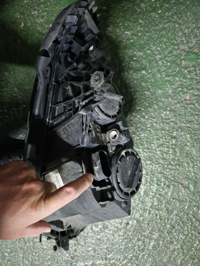 Faros Mercedes Benz Clase C