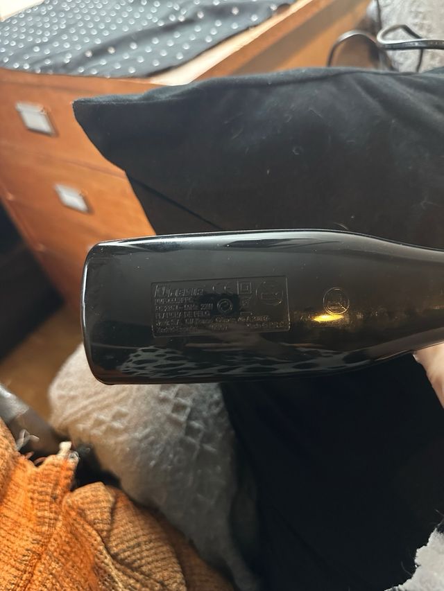 Plancha del pelo nevir negra con 3 cabezales