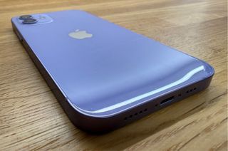 iPhone 12 64GB Purple