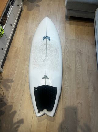 Tabla de surf Lost Pisces 5'11