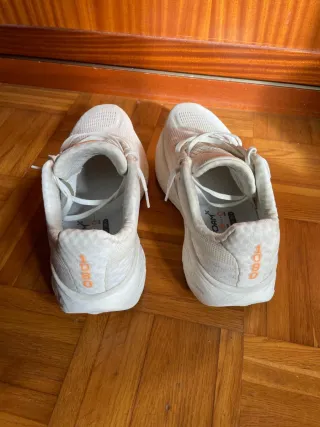 New Balance 1080 Zapatillas Blancas y Azules