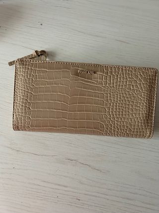 Cartera monedero Parfois beige efecto piel